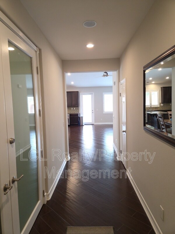 Building Photo - 3491 Tallgrass Ct