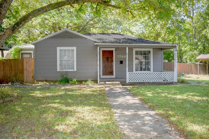 Foto principal - 1819 E Polk St