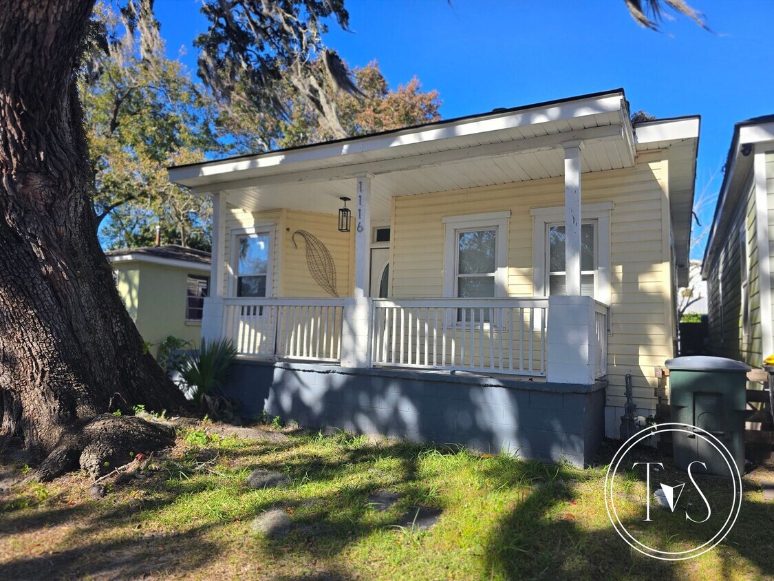 Foto principal - RATE DROP ALERT (was $1900/month)!