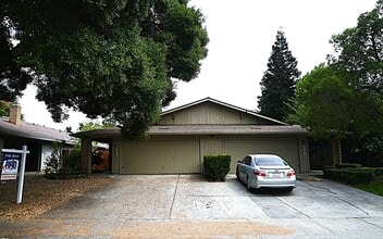 Building Photo - 5608 Passero Way