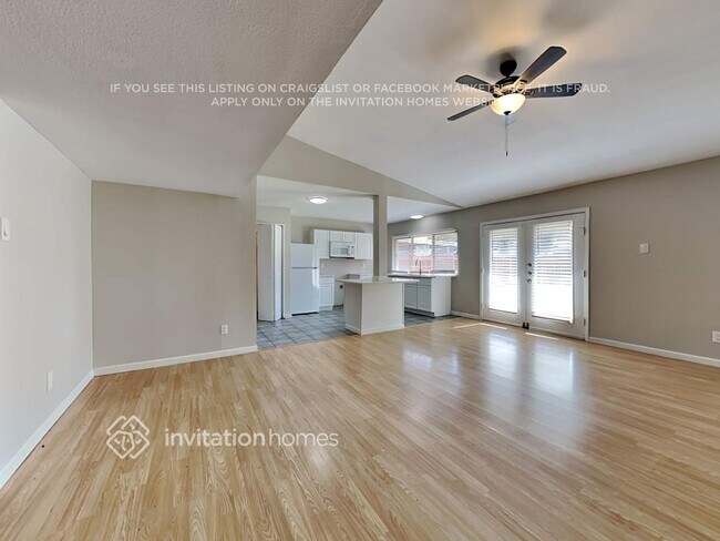 Building Photo - 502 Ivy Way