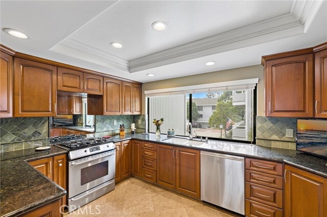 Building Photo - 19 Kamalii Ct