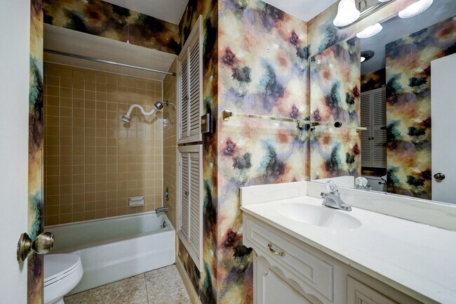 Foto del edificio - 1422 Walnut Bend Ln