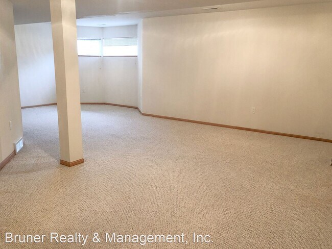 Building Photo - 2 br, 2 bath House - 3126 Dorchester, Unit 2