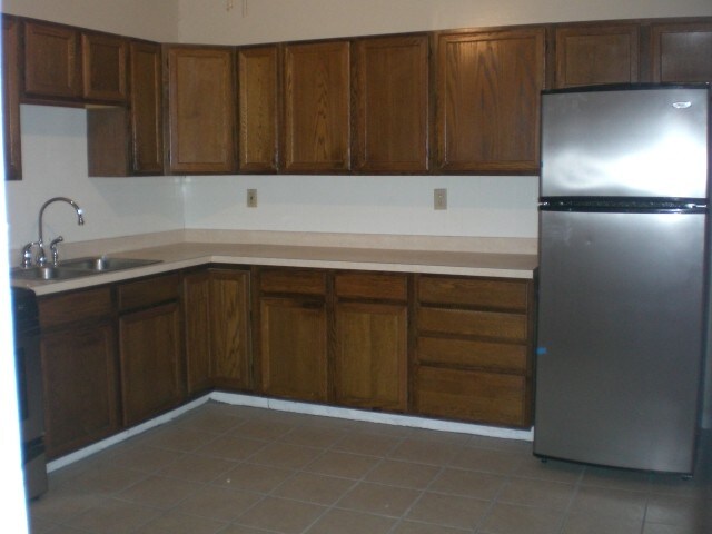 Building Photo - 18 Ardmore Pl