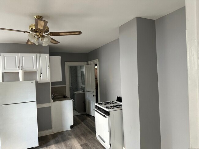 Foto del edificio - 111 Plymouth St