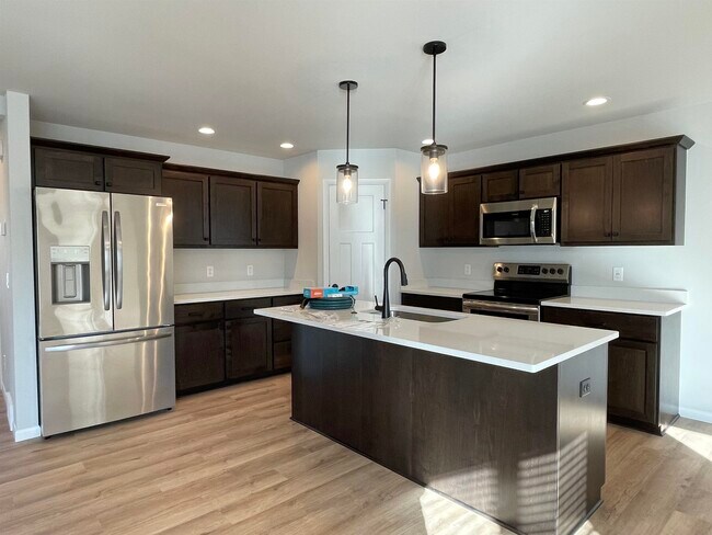 Foto del edificio - 5809 Sanctuary Dr