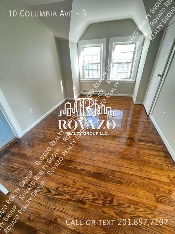 Building Photo - 10 Columbia Ave - 1 bedroom in Newark