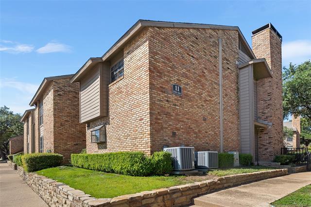 Foto del edificio - 15221 Berry Trail