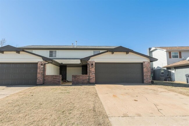 Building Photo - 11715 N Francis Ave