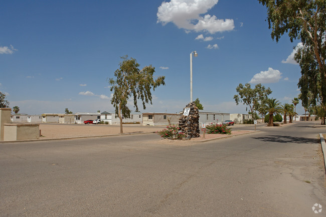 Building Photo - Las Casitas Mobile Home Park