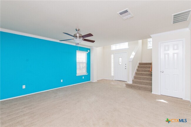 Foto del edificio - 4701 Green Meadow St