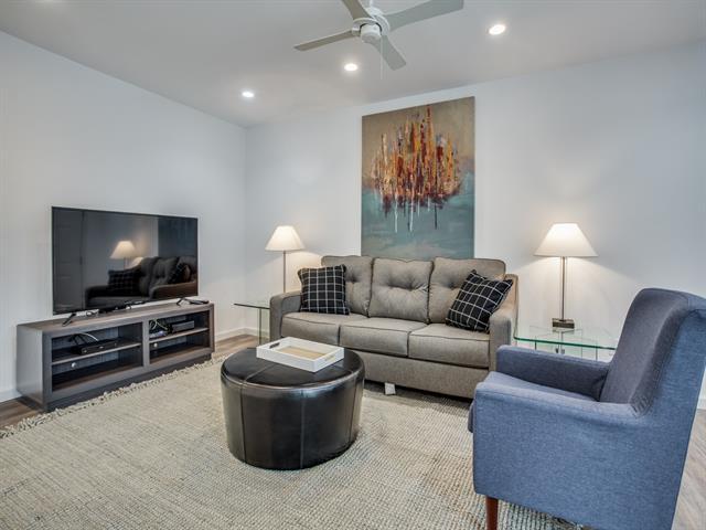 Foto del edificio - 4928 Live Oak St
