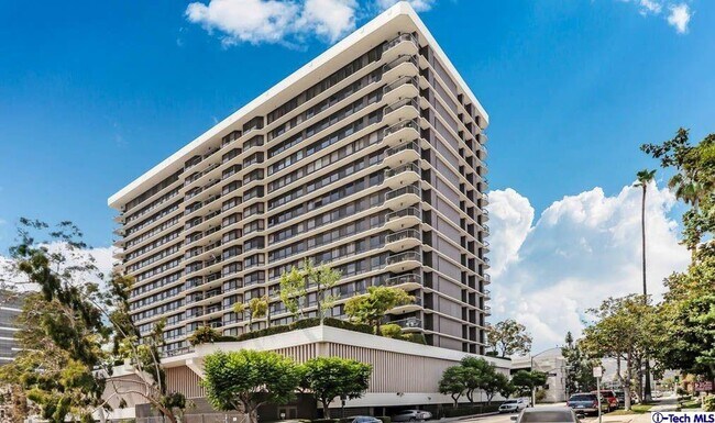 Foto del edificio - 222 Monterey Rd