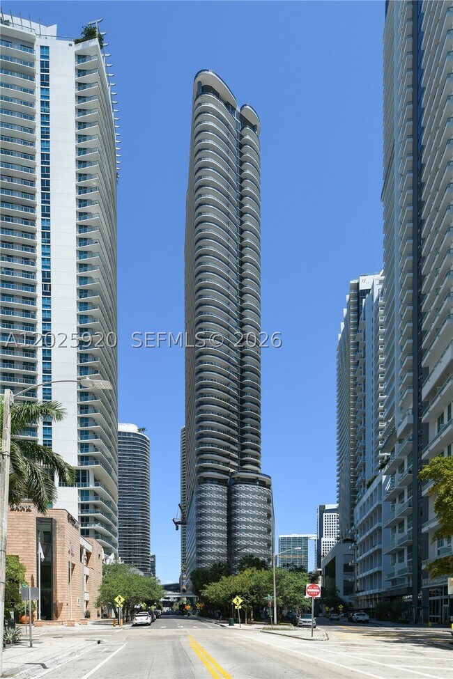 Foto del edificio - 1000 Brickell Plaza