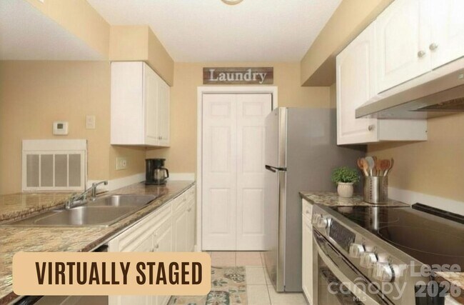 Foto del edificio - 11086 Harrowfield Rd