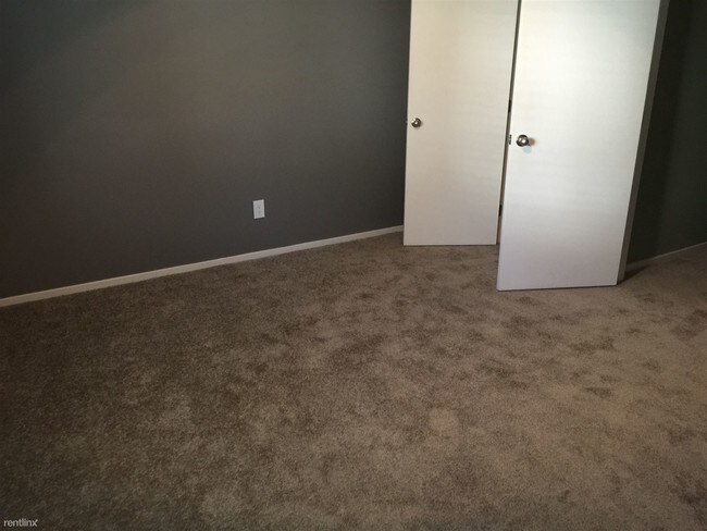 Building Photo - 1 br, 1 bath Condo - Brookview Village