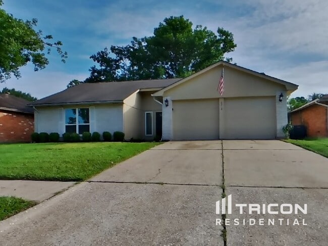 Building Photo - 8218 Tattershall Cir