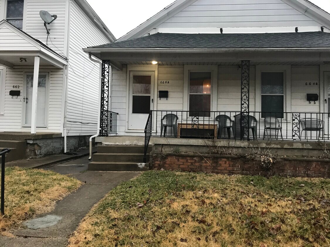 Primary Photo - 664 Saint Joseph Ave