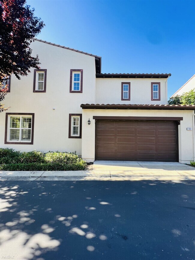 Building Photo - 3 br, 2.5 bath House - 201 Zebrina Court