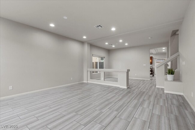 Building Photo - 716 Eros Ct