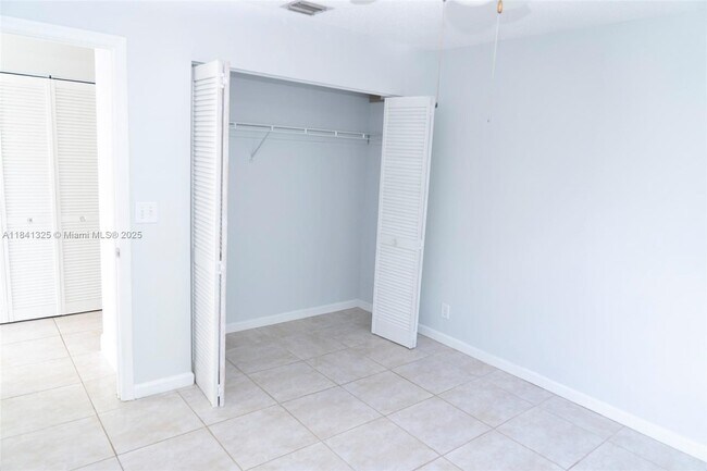 Foto del edificio - 9012 SW 20th Pl