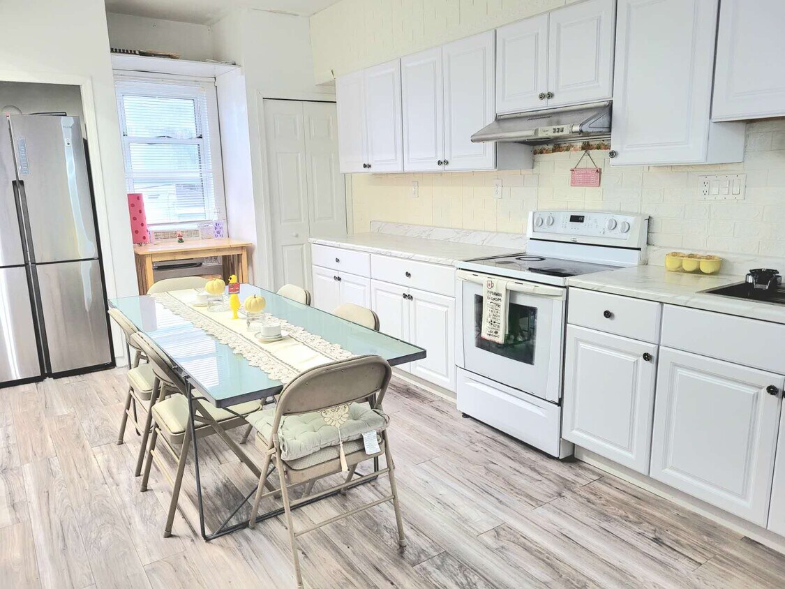 101 E Black Horse Pike, Pleasantville, NJ 08232 House Rental in