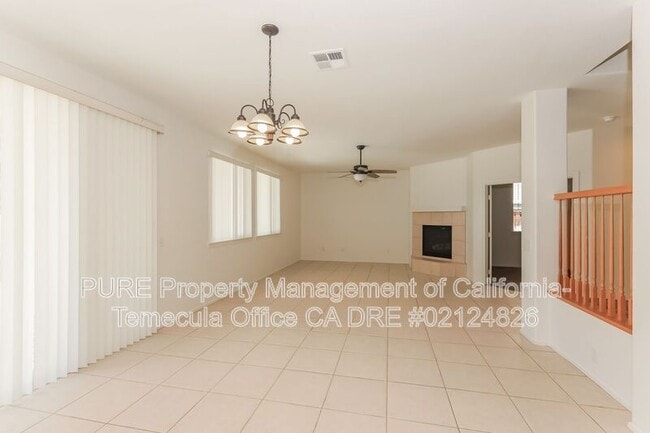 Foto del edificio - 33002 Monte Dr