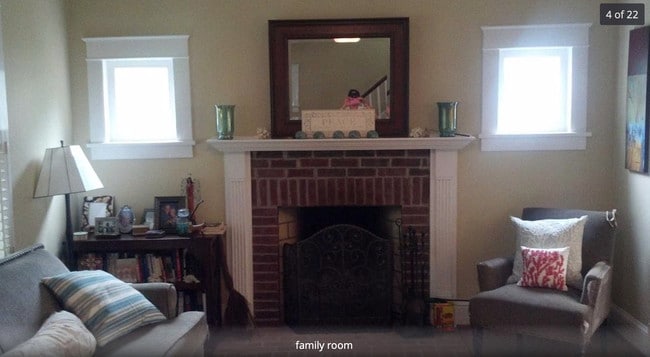 Family Room - 15 W Myrtle St