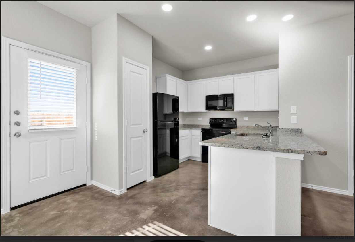 Building Photo - Call for more details