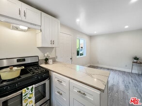 Building Photo - 10019 San Gabriel Ave