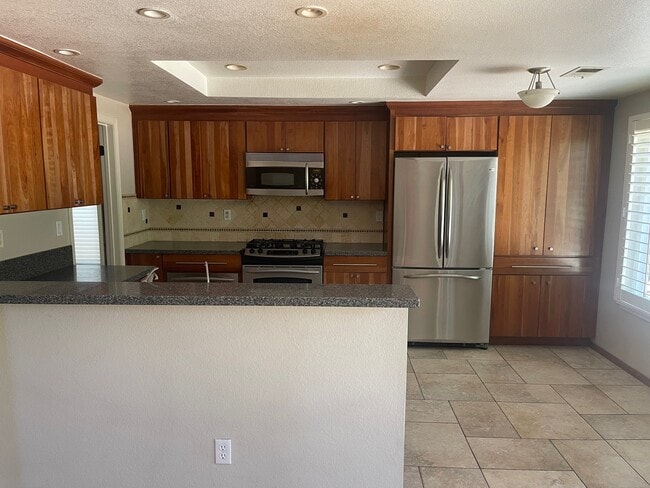 Kitchen - 8057 Crossridge Rd
