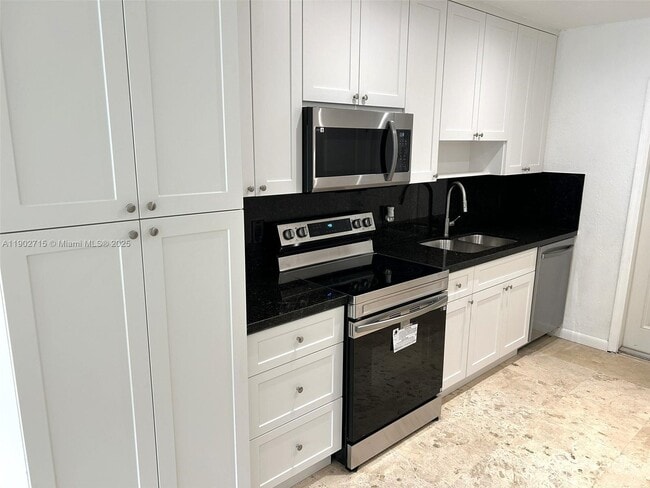 Foto del edificio - 1584 NE 110th Terrace
