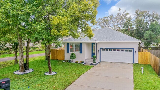 Foto del edificio - Beautifully Remodeled Citrus Park House