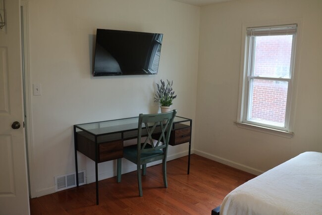 Building Photo - 20215 Vermander Ave