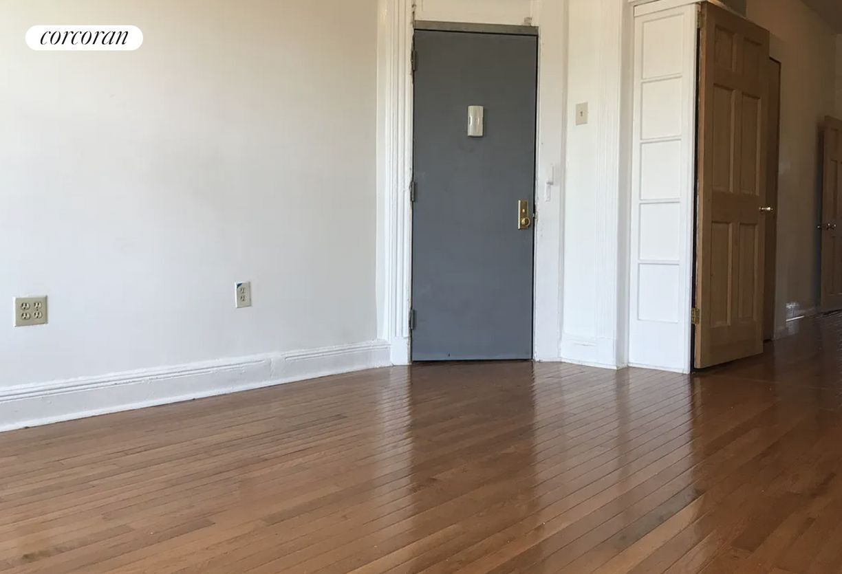 Primary Photo - 1502 Dekalb Ave