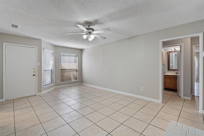 Foto del edificio - 13357 Water Oak Ln