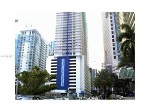 Building Photo - 1200 Brickell Bay Dr