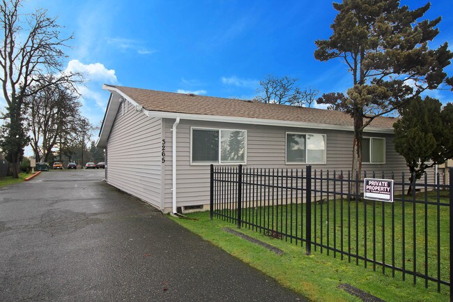 Foto del edificio - 3265 96th St S