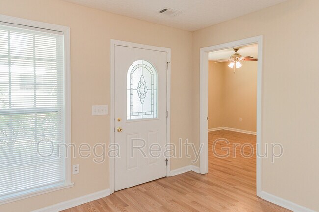 Foto del edificio - 907 Dennis St SW