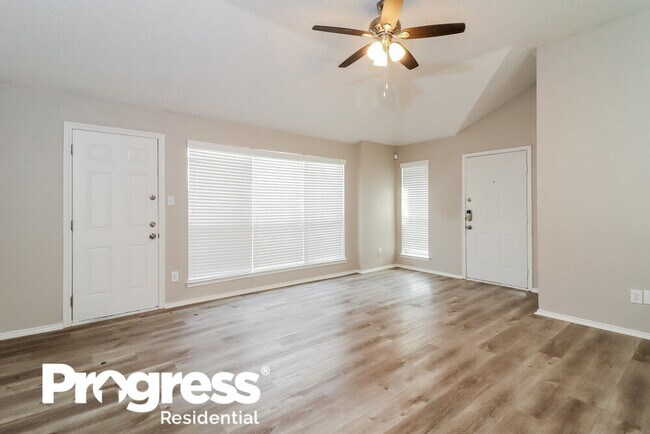 Foto del edificio - 10600 Towerwood Dr