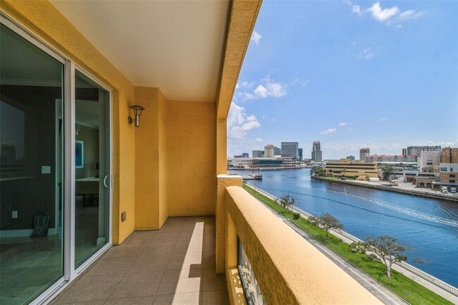 Building Photo - 345 Bayshore Blvd