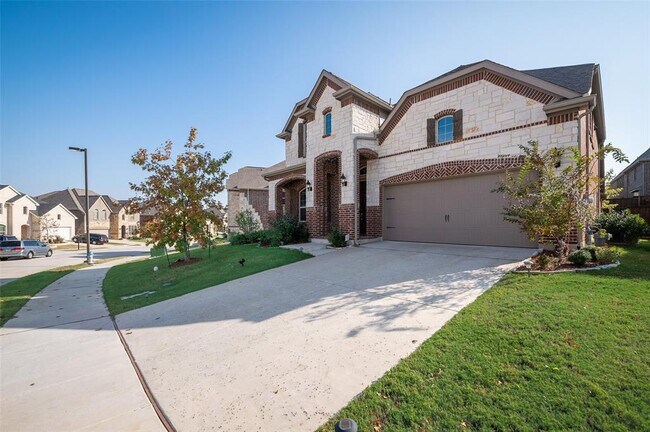 Building Photo - 7459 Reverchon Dr