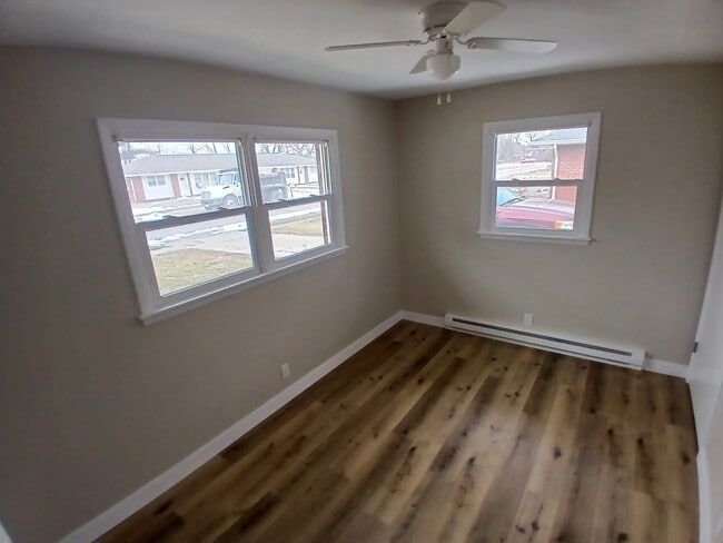 Bedroom 1 - 3443 Woodmar Ct