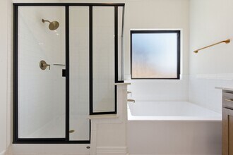 Building Photo - 5019 Field Sparrow Ln