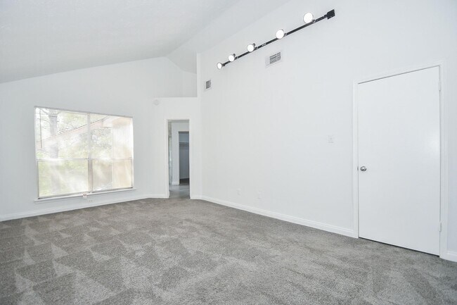 Foto del edificio - 8803 Vinkins Rd