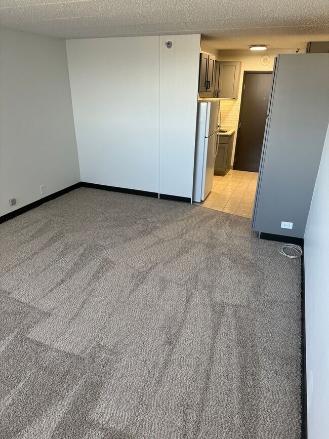 Interior Photo - The McCoy @ 8035