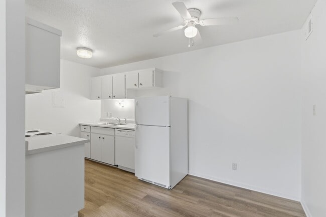 Interior Photo - Broadway Apartments