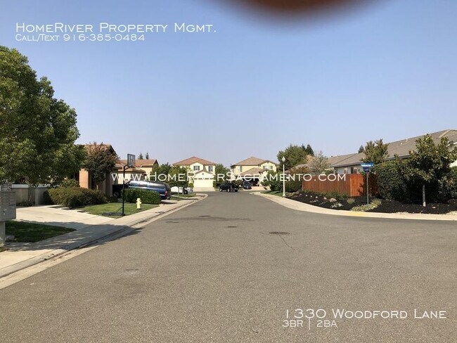 Building Photo - 1330 Woodford Ln