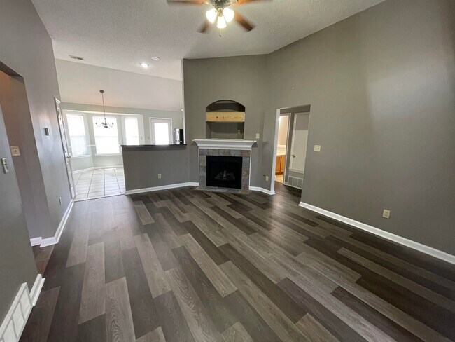 Building Photo - 1428 Radley Cove